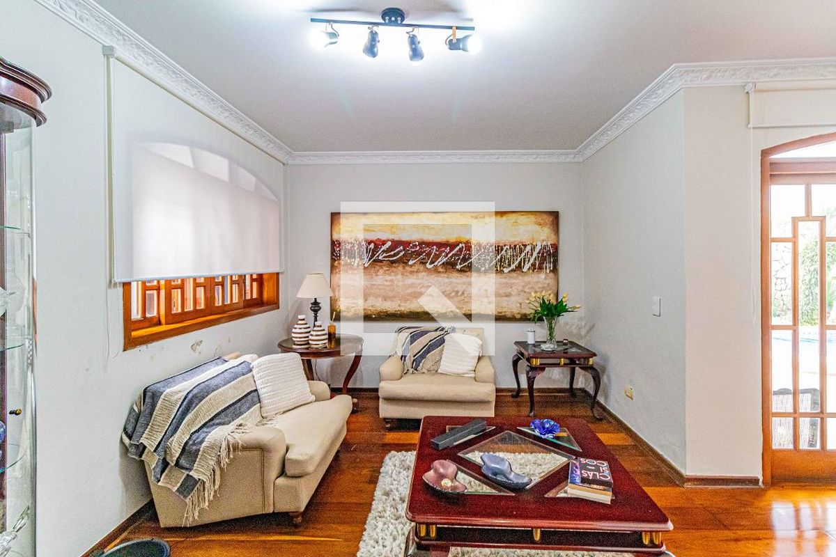 Casa, 3 quartos, 235 m² - Foto 26