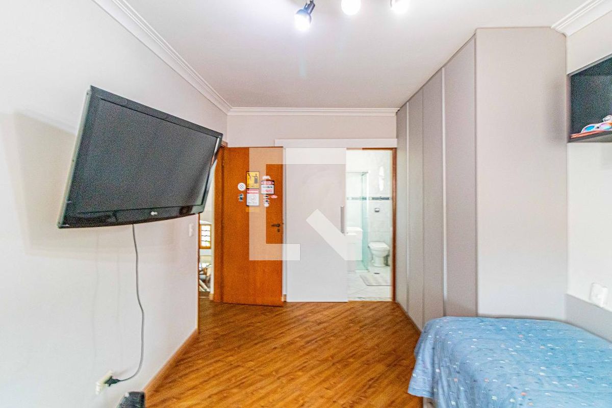 Casa, 3 quartos, 235 m² - Foto 54