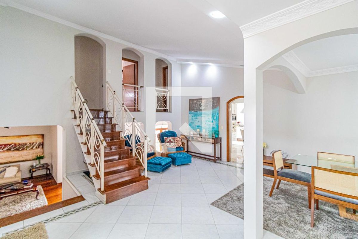 Casa, 3 quartos, 235 m² - Foto 6