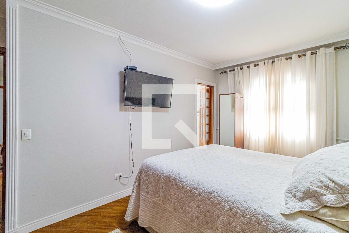 Casa, 3 quartos, 235 m² - Foto 34