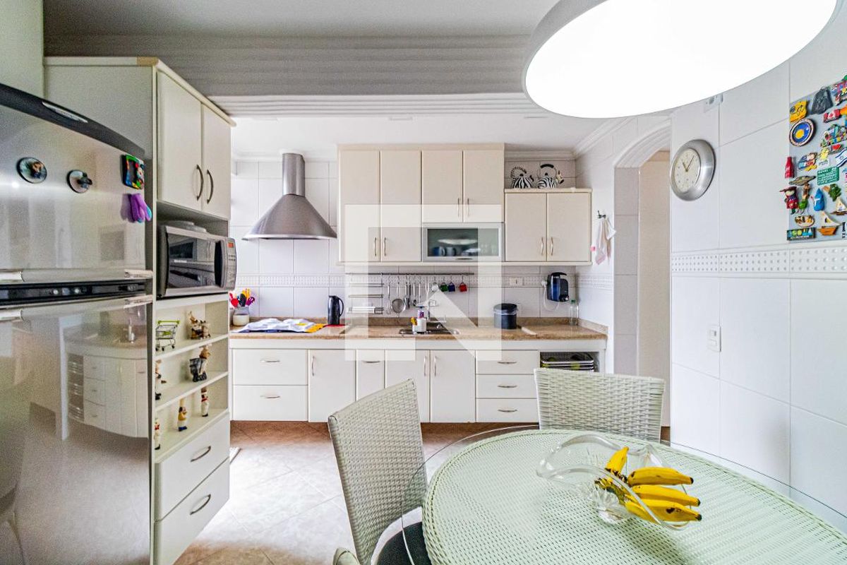 Casa, 3 quartos, 235 m² - Foto 90