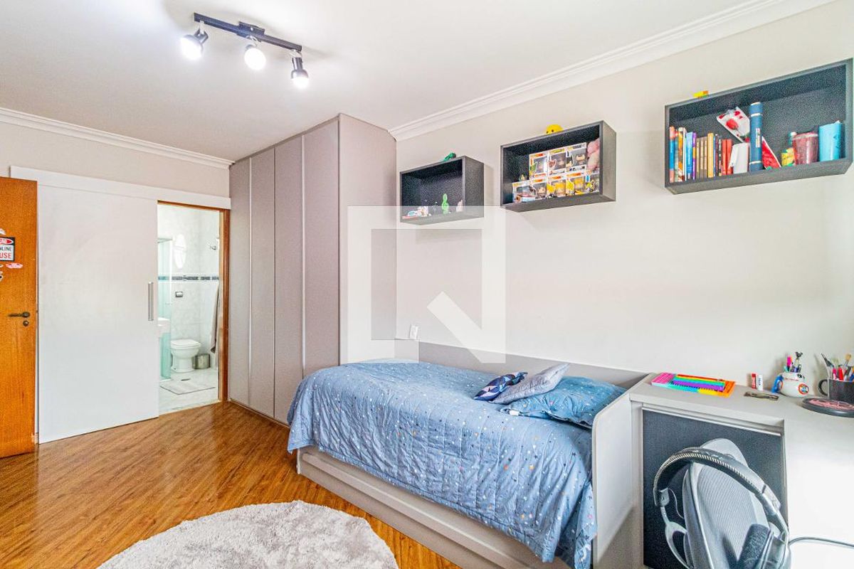 Casa, 3 quartos, 235 m² - Foto 50