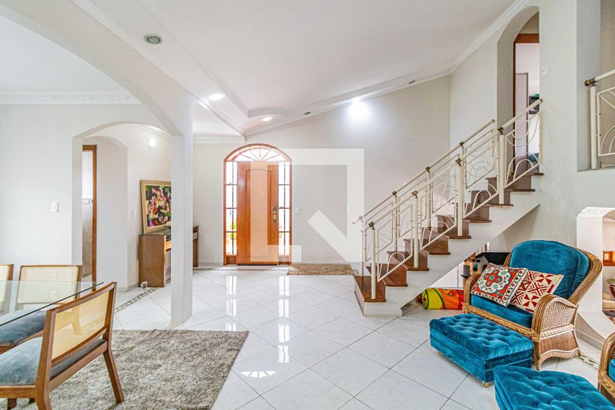Casa, 3 quartos, 235 m² - Foto 10