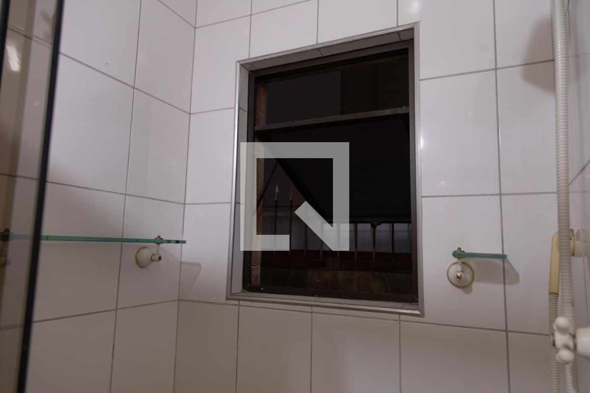 Casa, 5 quartos, 240 m² - Foto 34