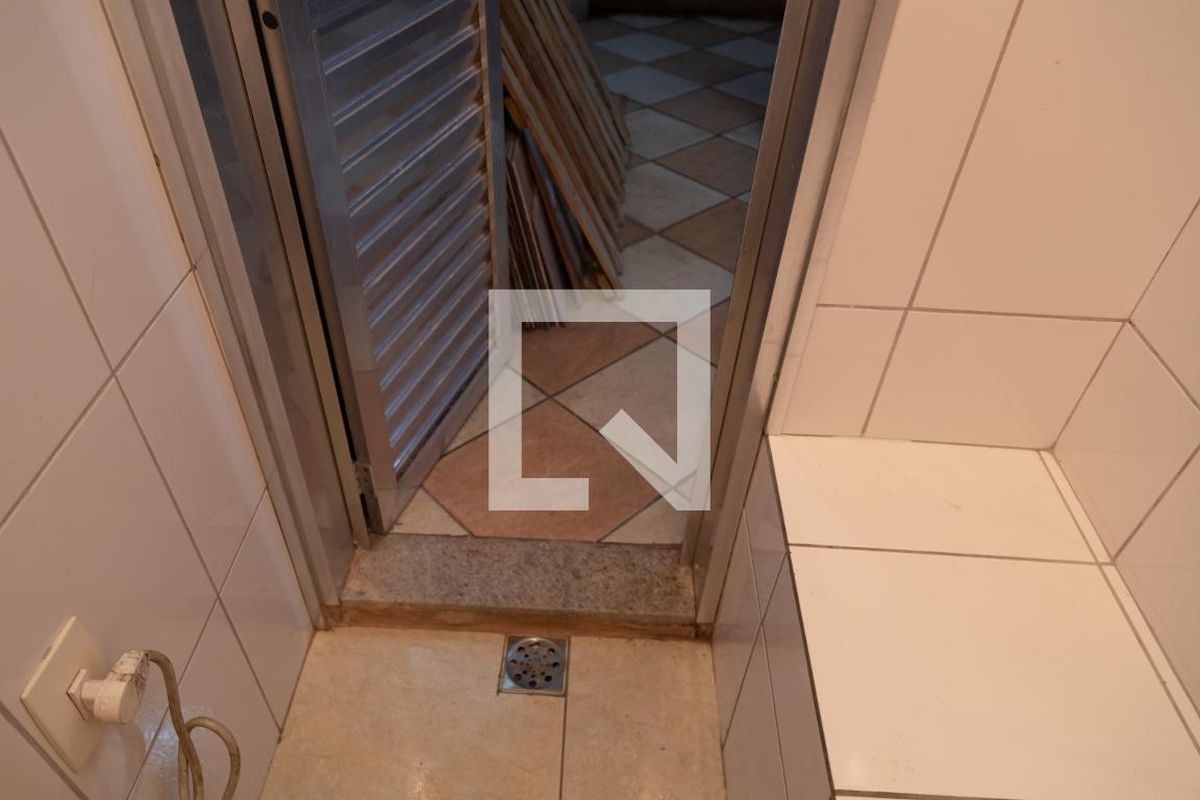 Casa, 5 quartos, 240 m² - Foto 51