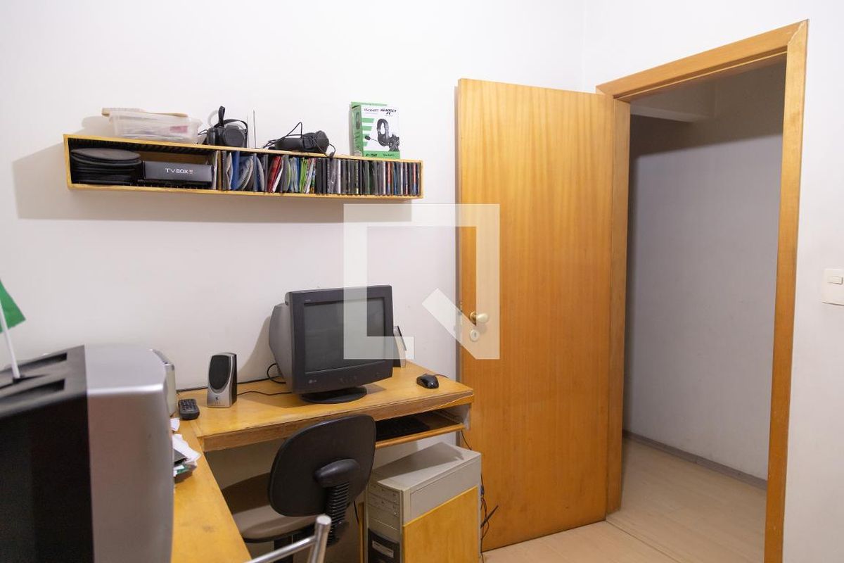 Casa, 5 quartos, 240 m² - Foto 33