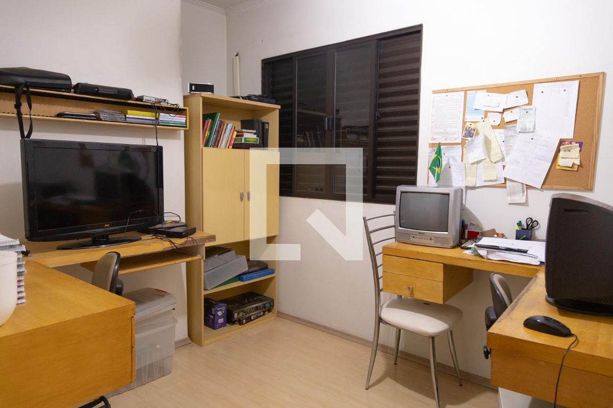 Casa, 5 quartos, 240 m² - Foto 31