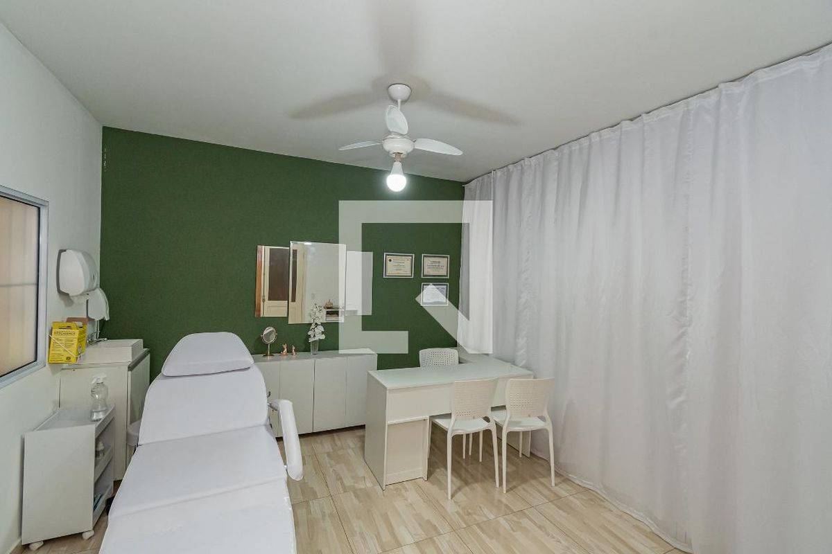 Casa à Venda - Centro, 4 Quartos,  198 m2 em , Campinas - sp | SoloBR