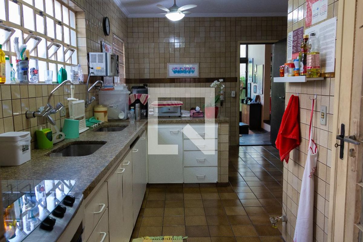 Casa, 4 quartos, 315 m² - Foto 69