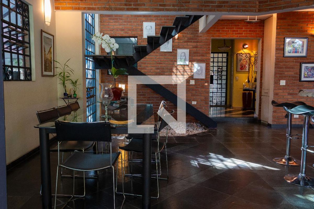 Casa, 4 quartos, 315 m² - Foto 13