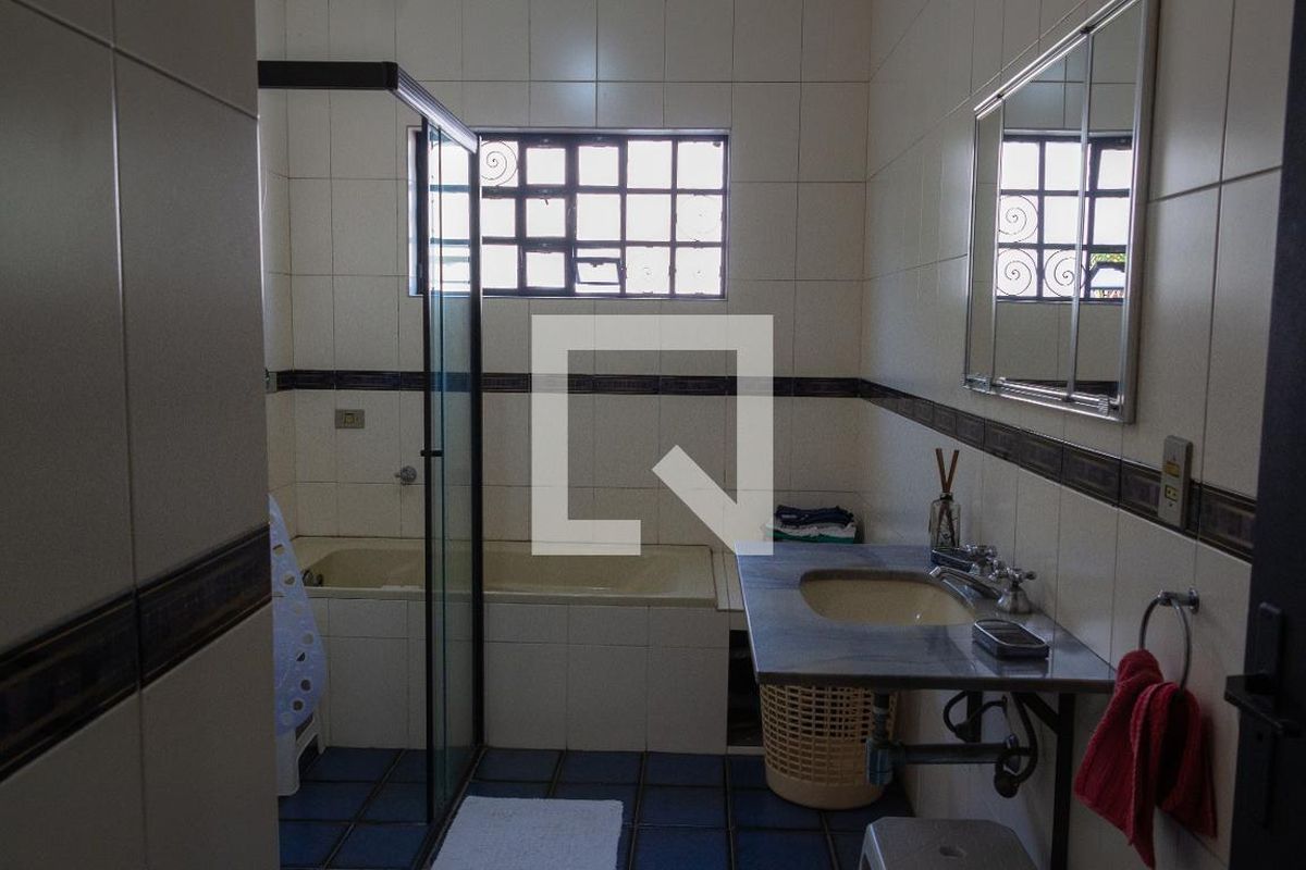 Casa, 4 quartos, 315 m² - Foto 57