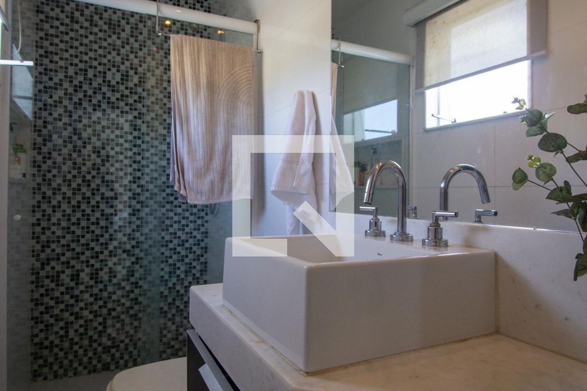 Casa, 4 quartos, 350 m² - Foto 32