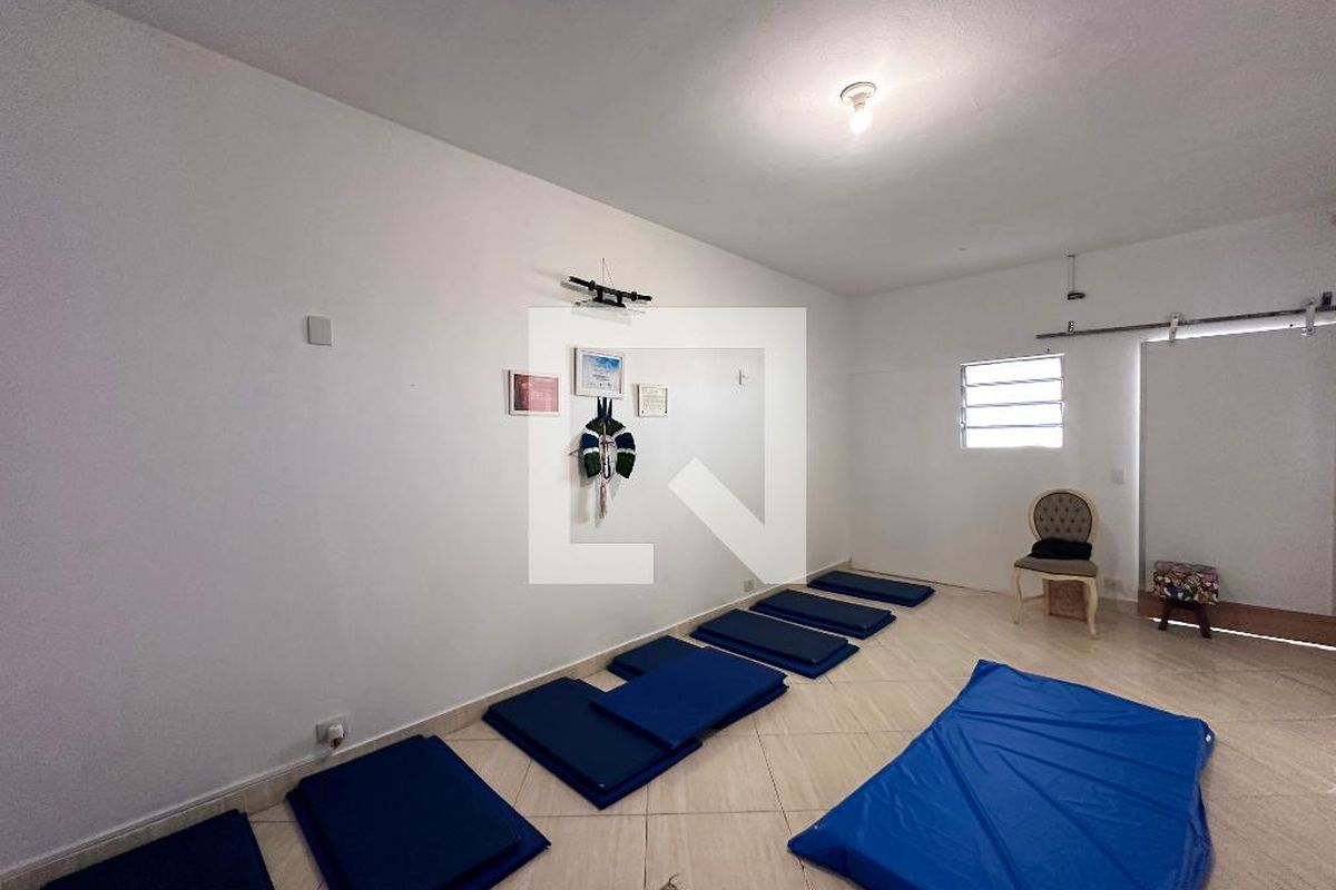 Casa, 3 quartos, 225 m² - Foto 13