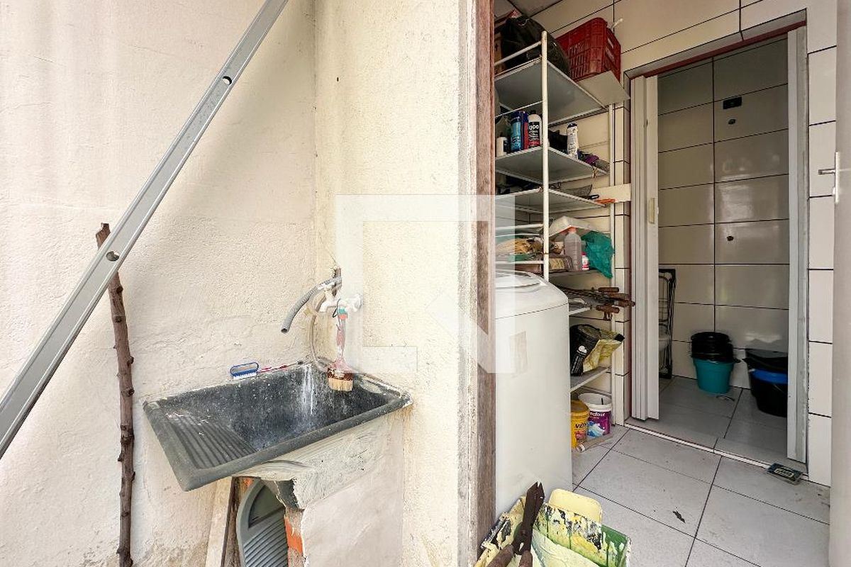 Casa, 3 quartos, 225 m² - Foto 42