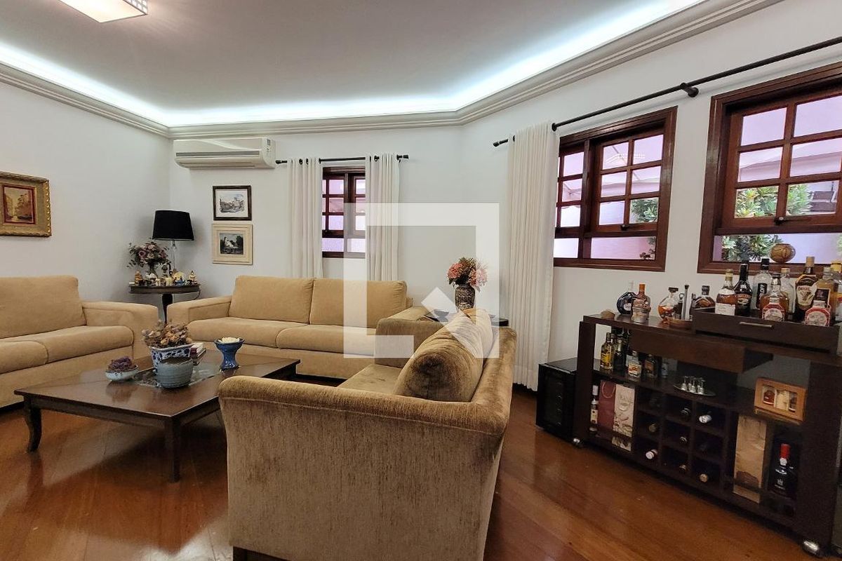 Casa à Venda - Nova Campinas, 4 Quartos,  300 m2 em , Campinas - sp | SoloBR