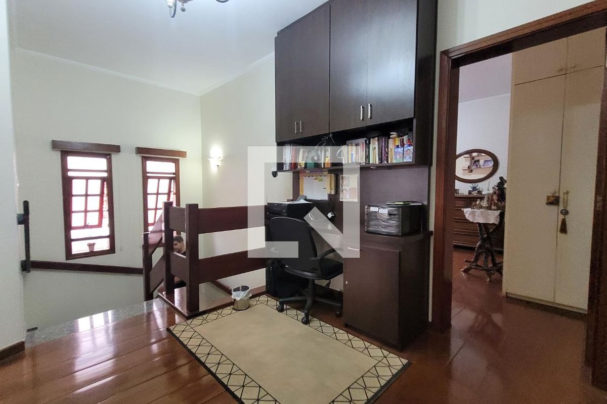 Casa à Venda - Nova Campinas, 4 Quartos,  300 m2 em , Campinas - sp | SoloBR