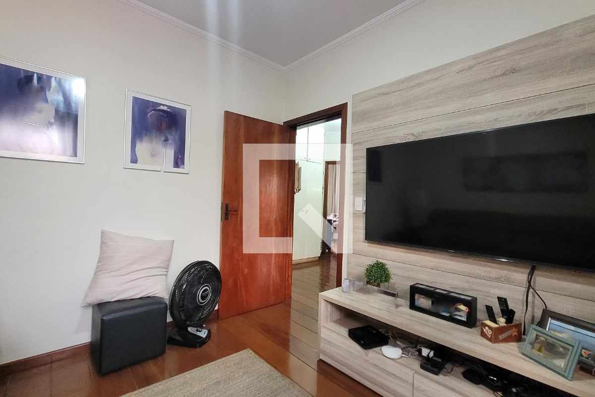 Casa à Venda - Nova Campinas, 4 Quartos,  300 m2 em , Campinas - sp | SoloBR