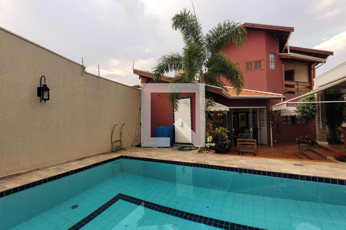 Casa à Venda - Nova Campinas, 4 Quartos,  300 m2 em , Campinas - sp | SoloBR