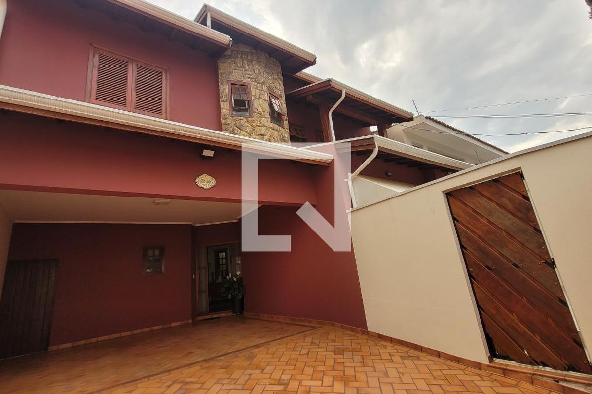 Casa à Venda - Nova Campinas, 4 Quartos,  300 m2 em , Campinas - sp | SoloBR
