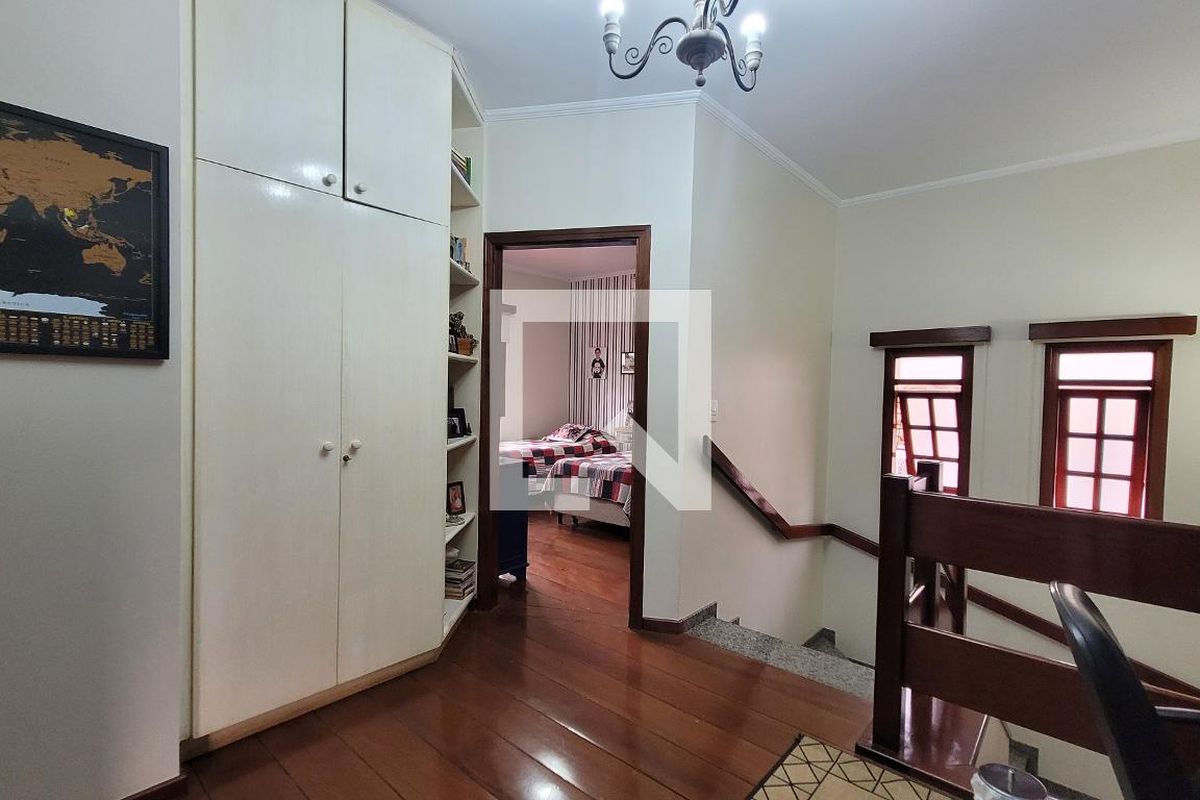 Casa à Venda - Nova Campinas, 4 Quartos,  300 m2 em , Campinas - sp | SoloBR
