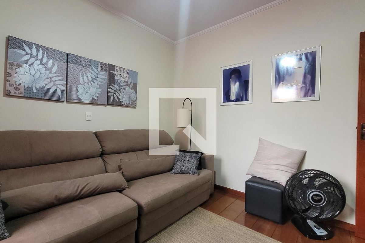 Casa à Venda - Nova Campinas, 4 Quartos,  300 m2 em , Campinas - sp | SoloBR