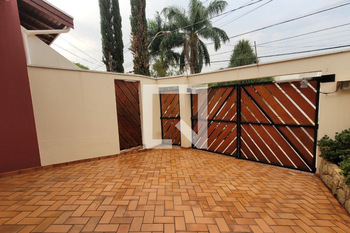 Casa à Venda - Nova Campinas, 4 Quartos,  300 m2 em , Campinas - sp | SoloBR