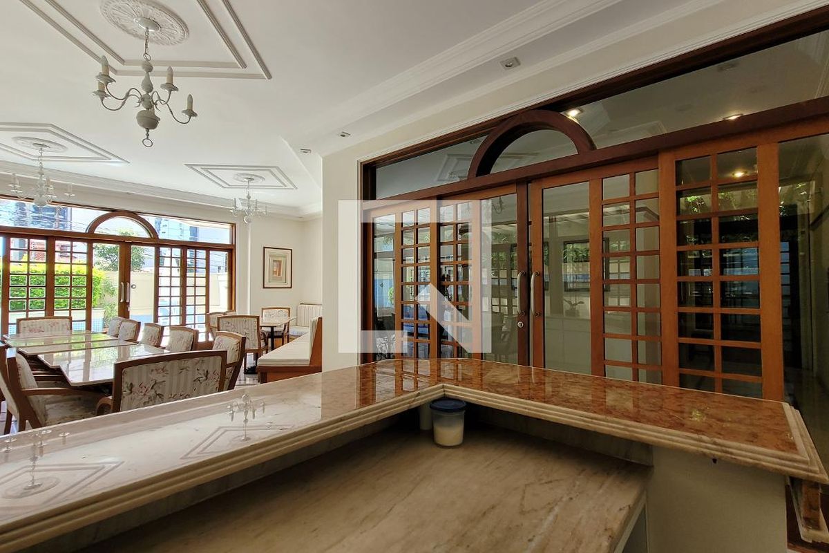 Apartamento à Venda - Cambuí, 1 Quarto,  72 m2 em , Campinas - sp | SoloBR