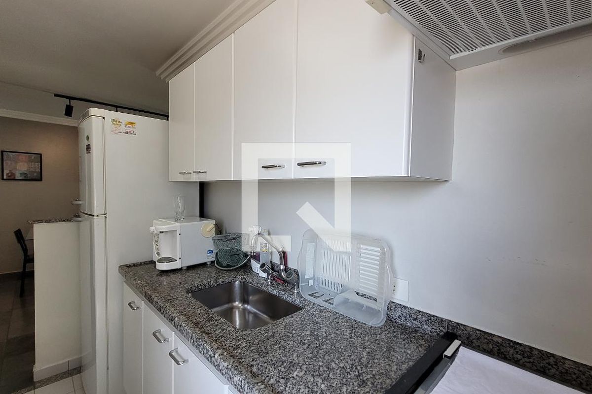 Apartamento à Venda - Cambuí, 1 Quarto,  72 m2 em , Campinas - sp | SoloBR