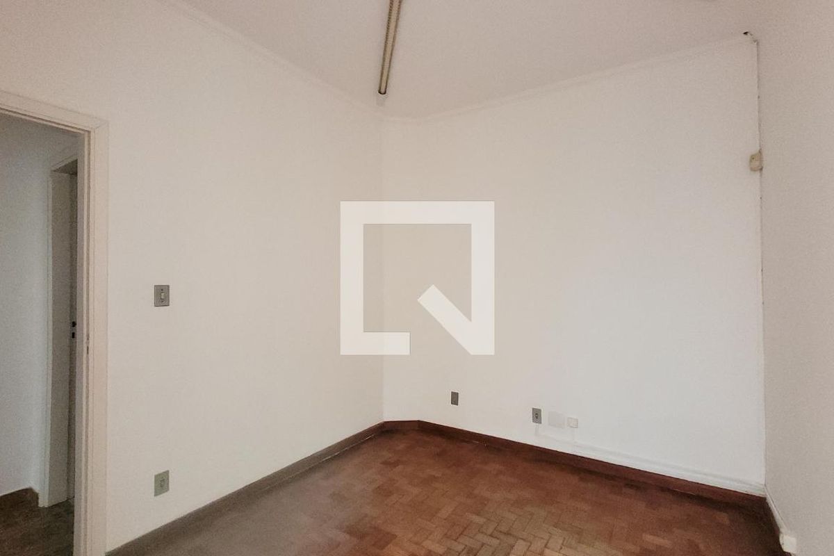 Casa à Venda - Bosque, 3 Quartos,  300 m2 em , Campinas - sp | SoloBR