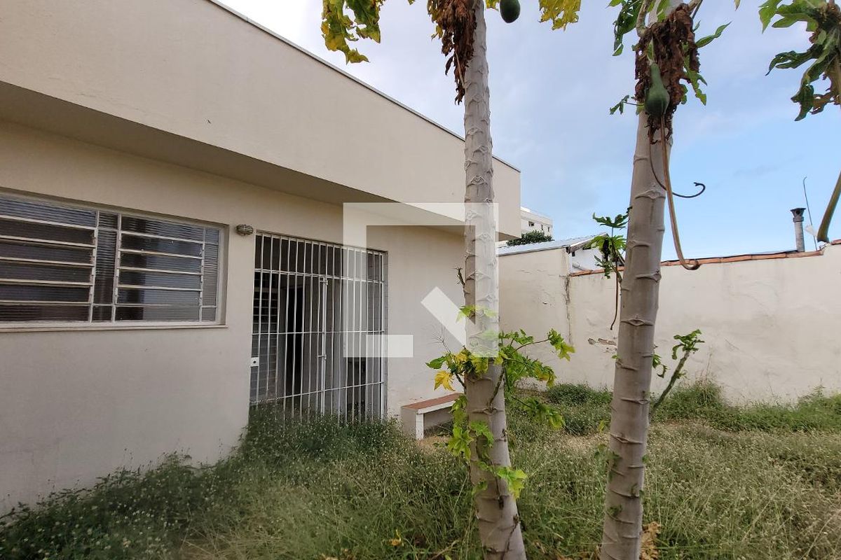 Casa à Venda - Bosque, 3 Quartos,  300 m2 em , Campinas - sp | SoloBR