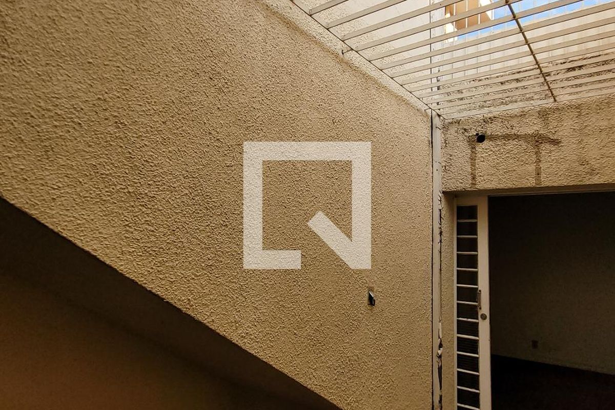 Casa à Venda - Bosque, 3 Quartos,  300 m2 em , Campinas - sp | SoloBR