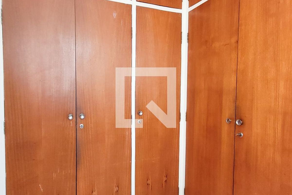 Casa à Venda - Bosque, 3 Quartos,  300 m2 em , Campinas - sp | SoloBR