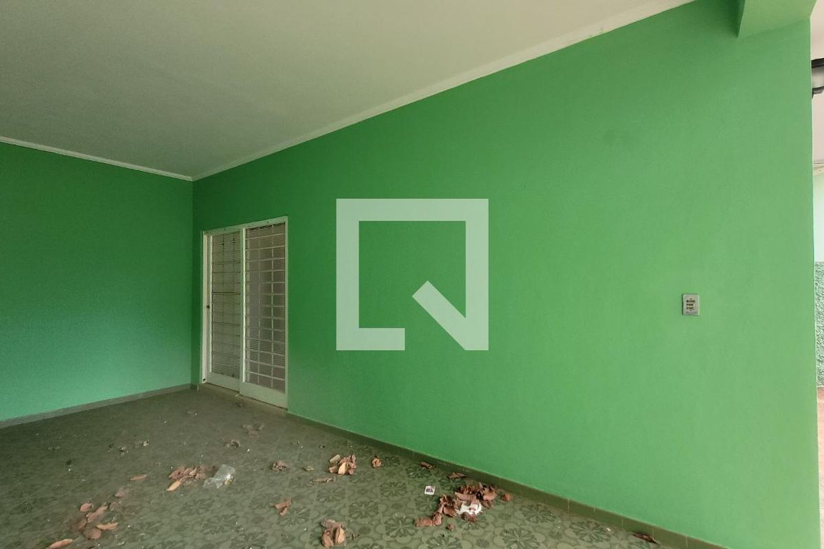 Casa à Venda - Bosque, 3 Quartos,  300 m2 em , Campinas - sp | SoloBR