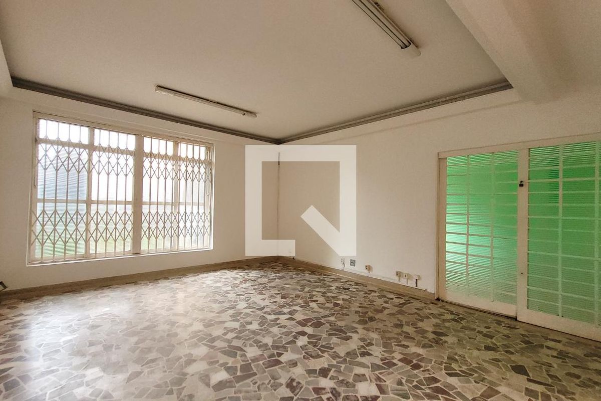 Casa à Venda - Bosque, 3 Quartos,  300 m2 em , Campinas - sp | SoloBR