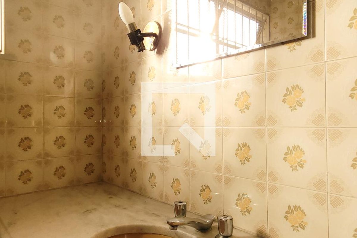 Casa à Venda - Bosque, 3 Quartos,  300 m2 em , Campinas - sp | SoloBR