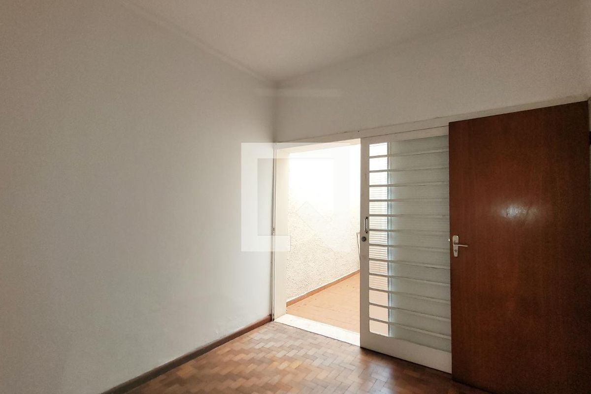 Casa à Venda - Bosque, 3 Quartos,  300 m2 em , Campinas - sp | SoloBR