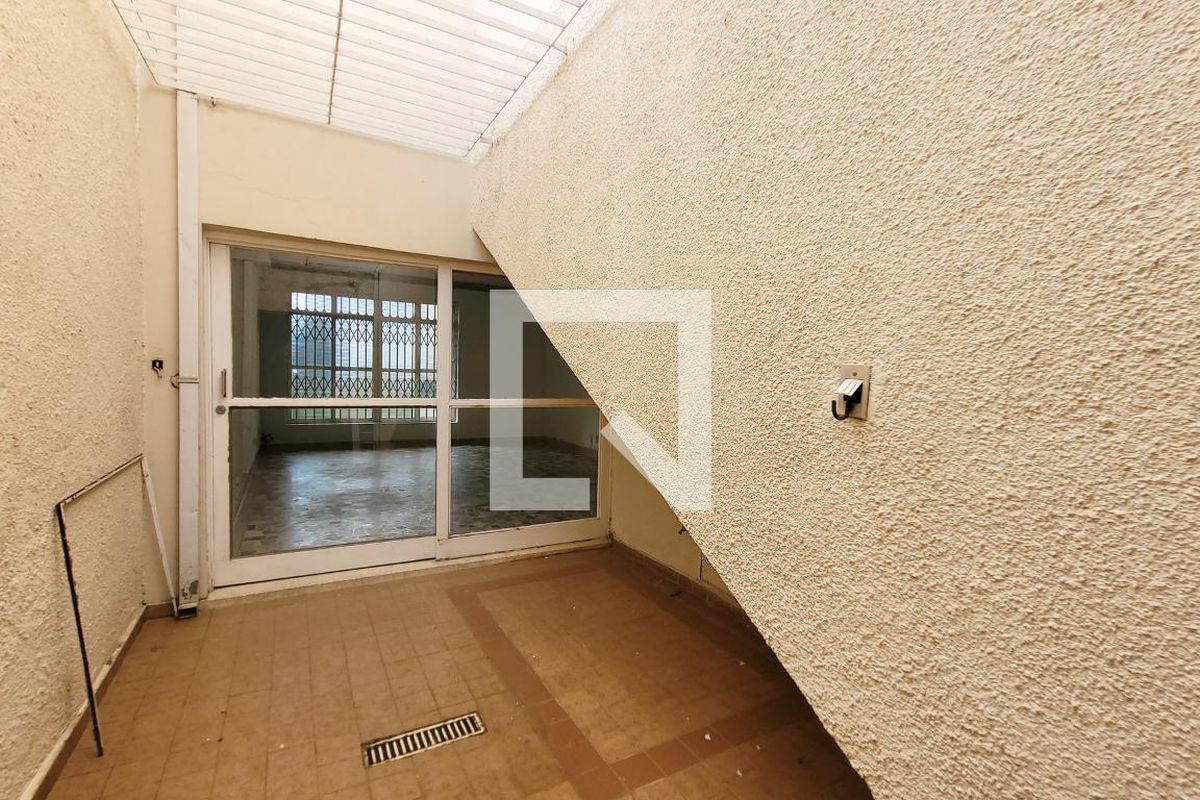 Casa à Venda - Bosque, 3 Quartos,  300 m2 em , Campinas - sp | SoloBR