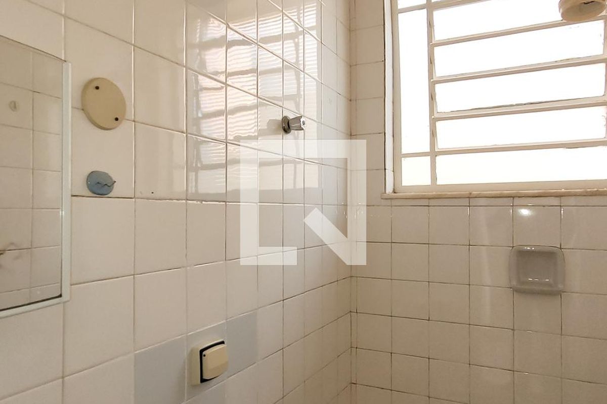 Casa à Venda - Bosque, 3 Quartos,  300 m2 em , Campinas - sp | SoloBR