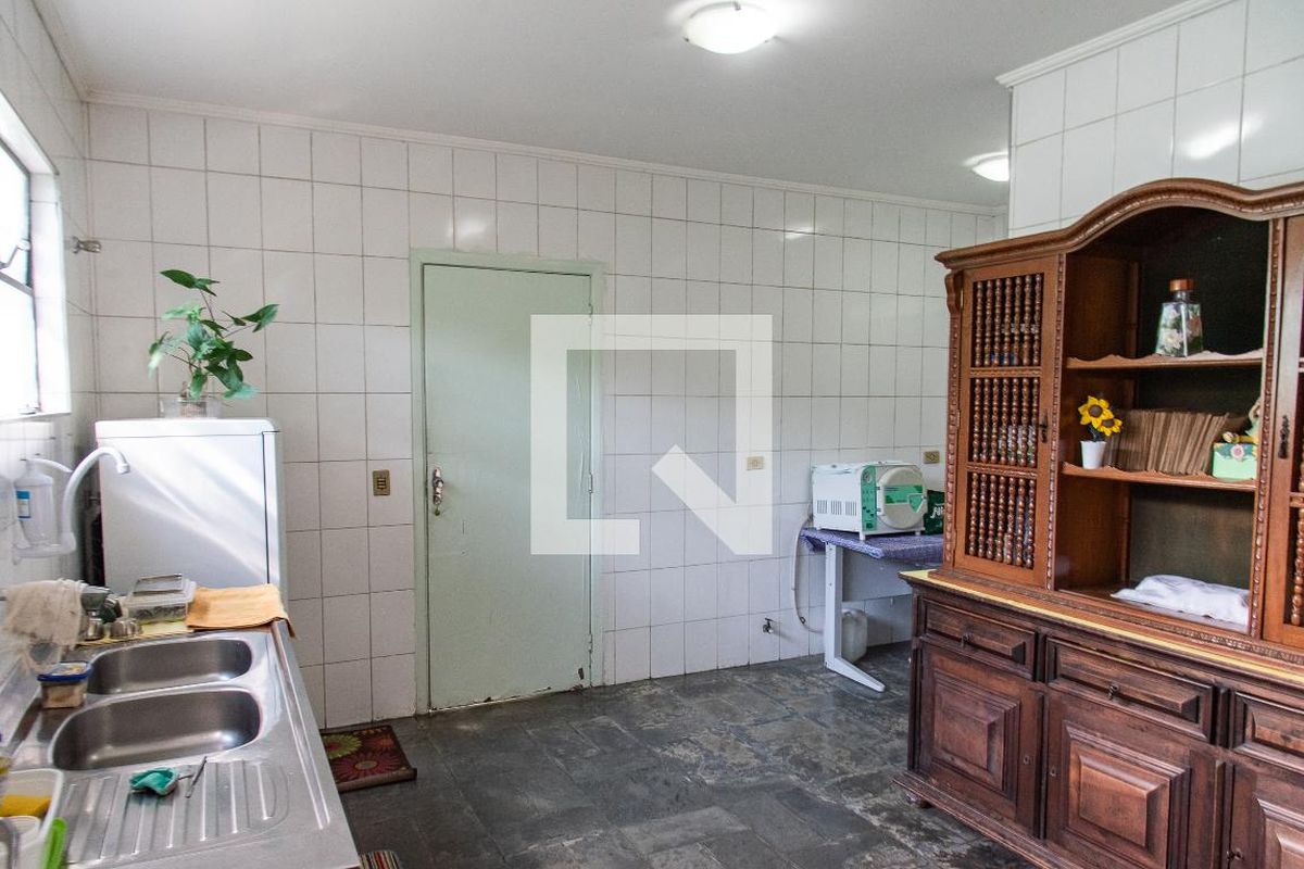 Casa, 4 quartos, 299 m² - Foto 33