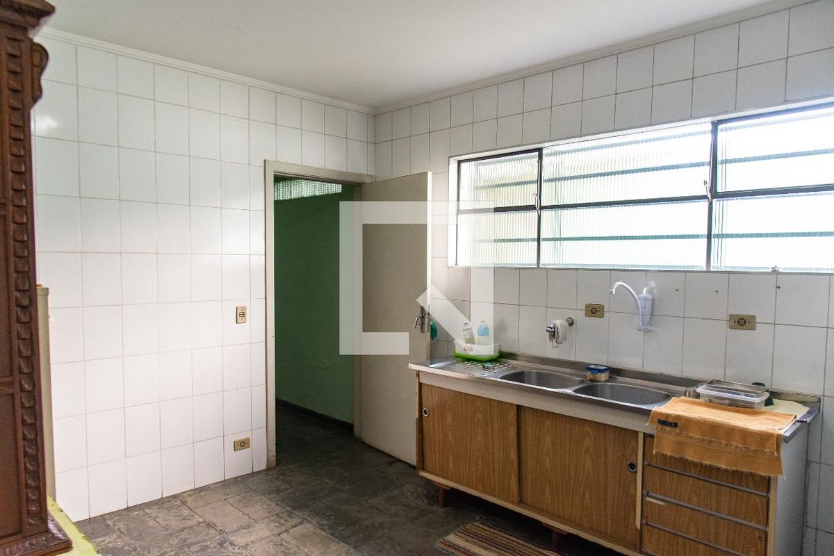 Casa, 4 quartos, 299 m² - Foto 38