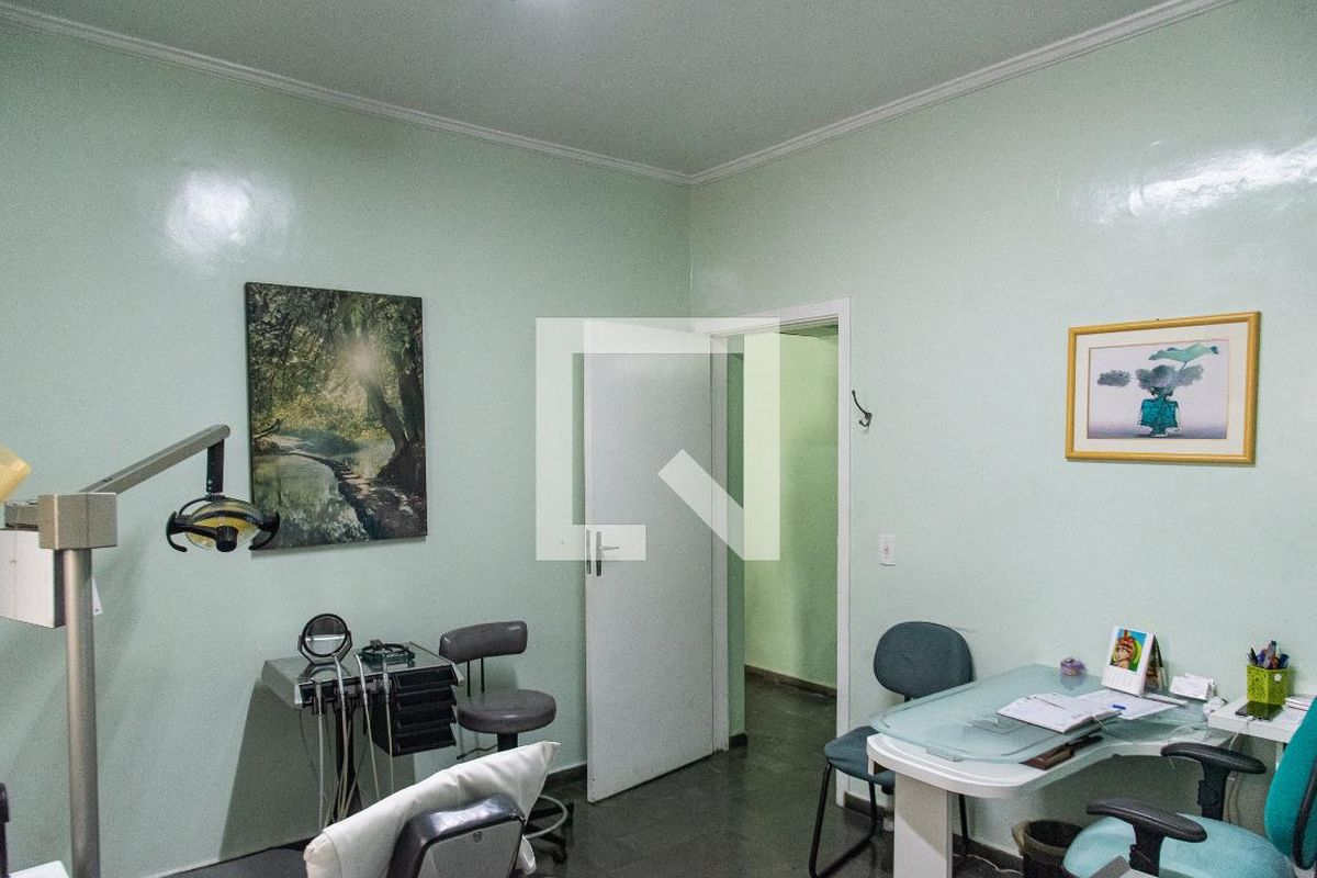 Casa, 4 quartos, 299 m² - Foto 24