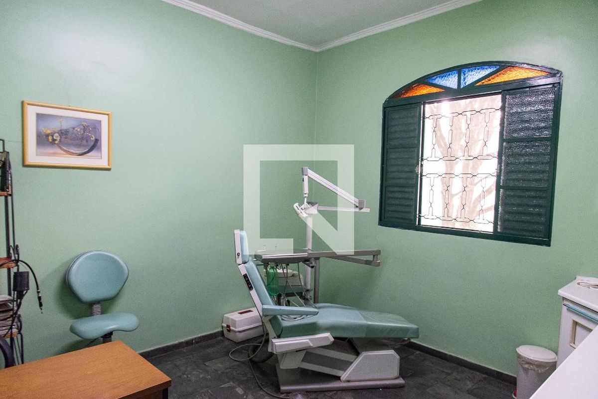 Casa, 4 quartos, 299 m² - Foto 17