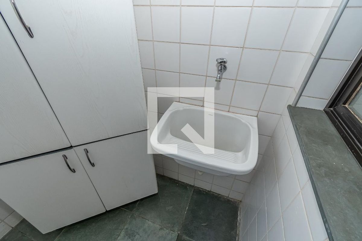 Apartamento à Venda - Cambuí, 1 Quarto,  30 m2 em , Campinas - sp | SoloBR