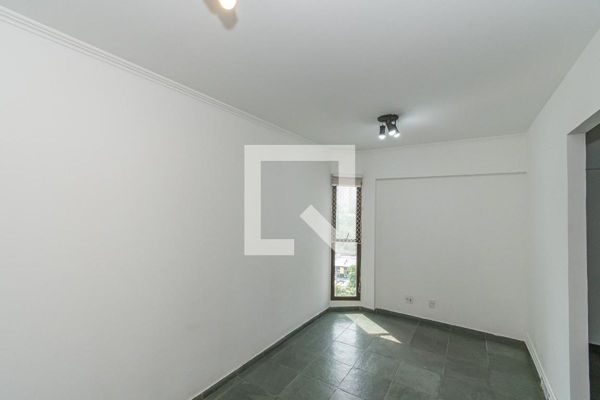 Apartamento à Venda - Cambuí, 1 Quarto,  30 m2 em , Campinas - sp | SoloBR