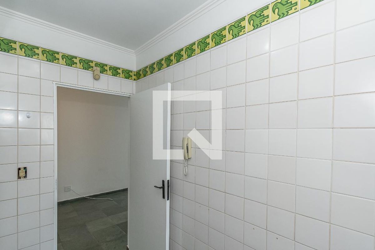 Apartamento à Venda - Cambuí, 1 Quarto,  30 m2 em , Campinas - sp | SoloBR