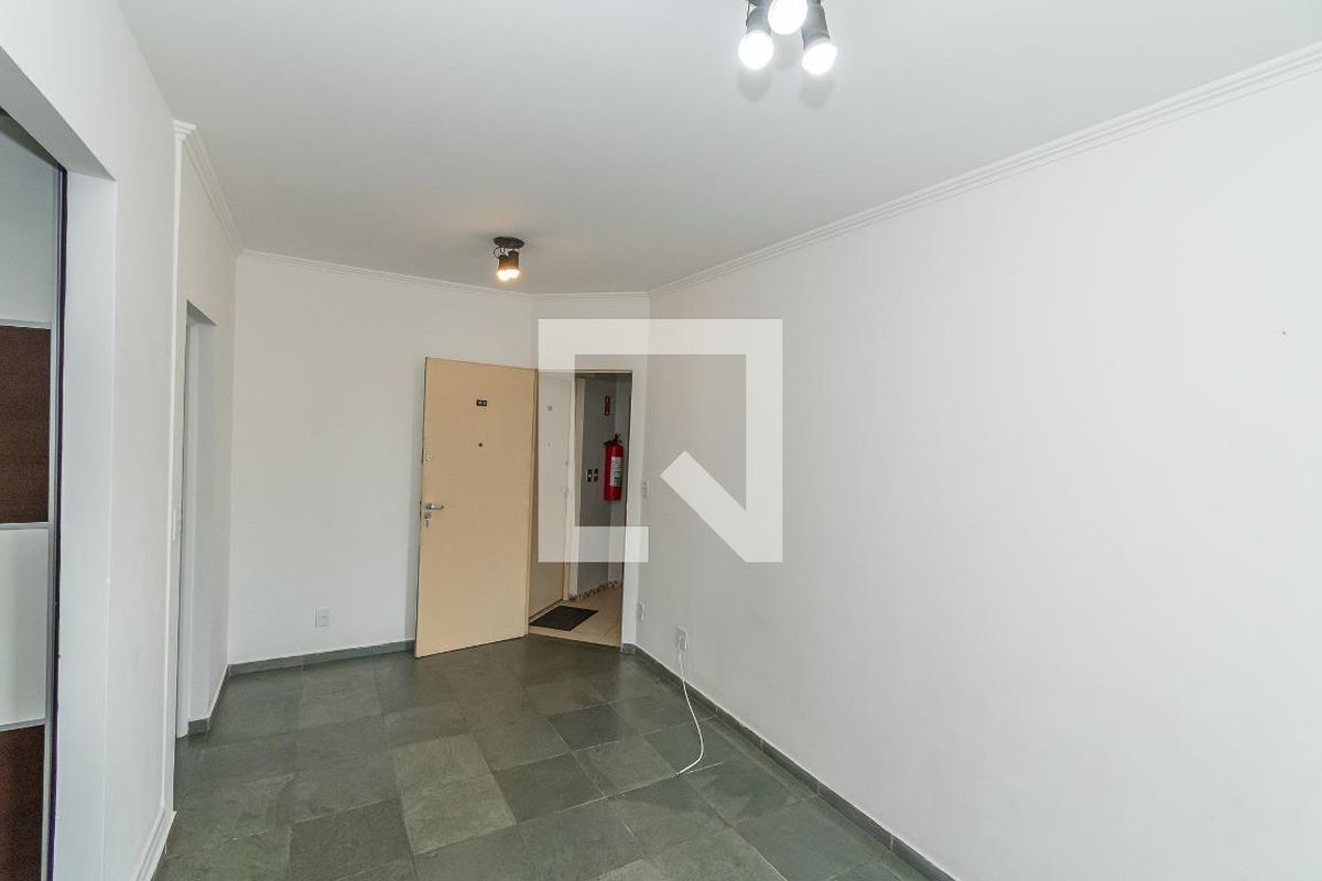 Apartamento à Venda - Cambuí, 1 Quarto,  30 m2 em , Campinas - sp | SoloBR