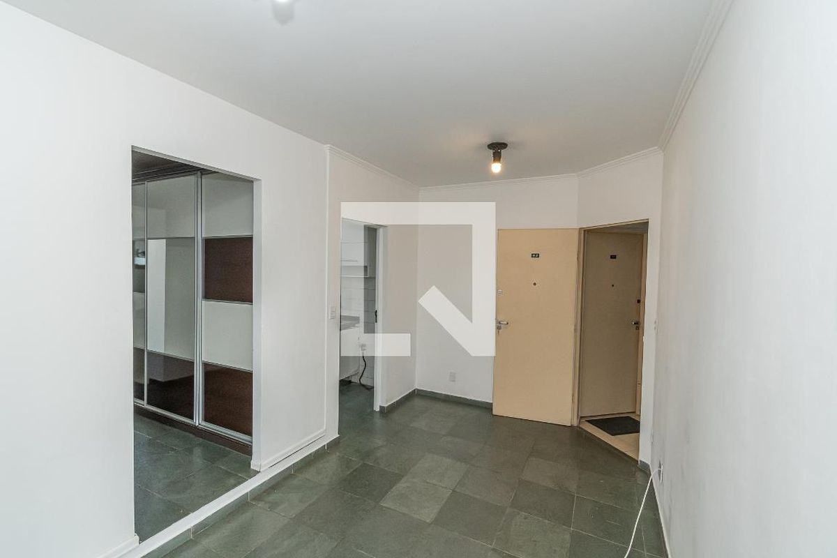 Apartamento à Venda - Cambuí, 1 Quarto,  30 m2 em , Campinas - sp | SoloBR