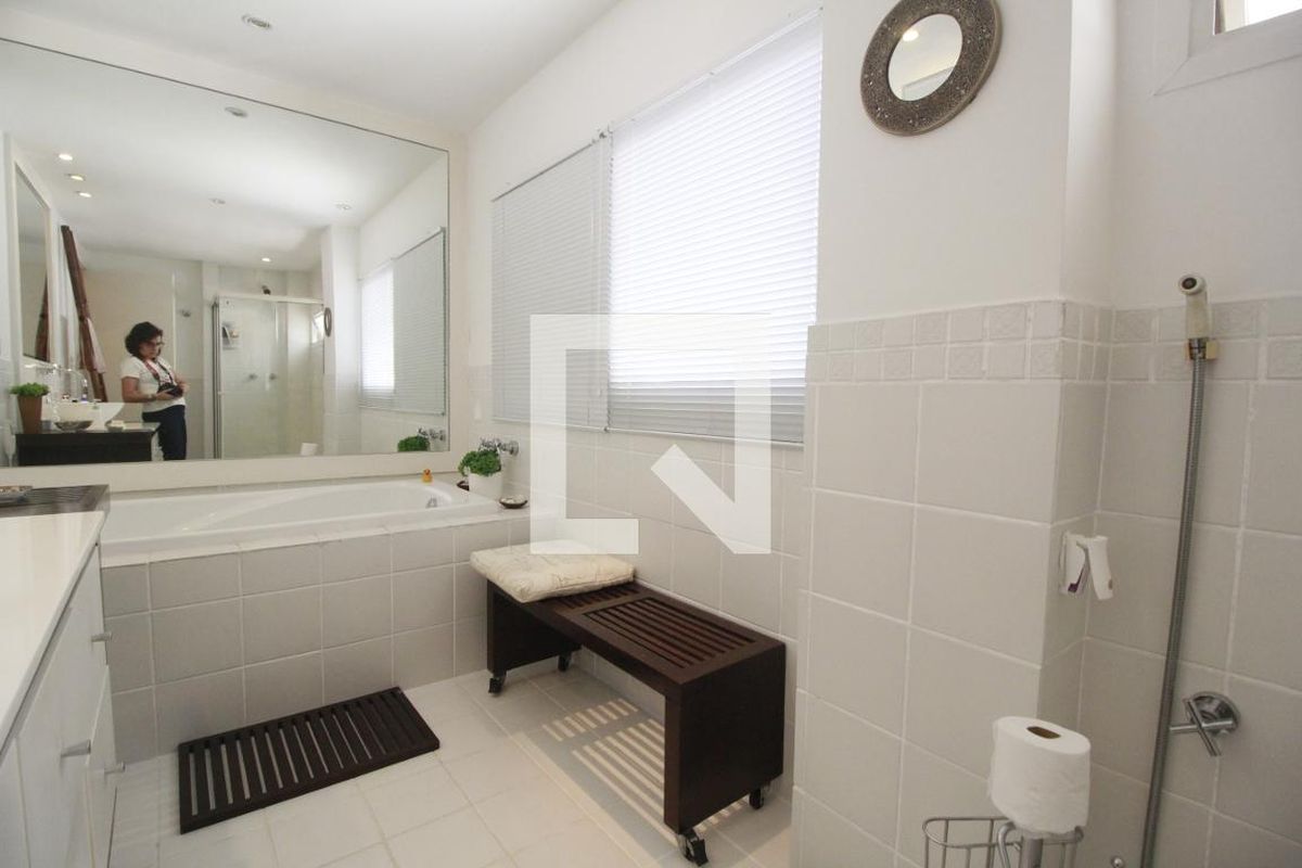 Apartamento, 2 quartos, 133 m² - Foto 80