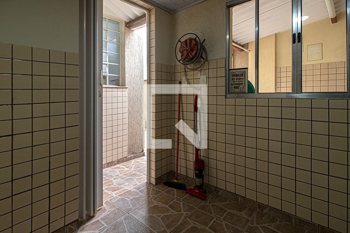Casa, 4 quartos, 200 m² - Foto 45