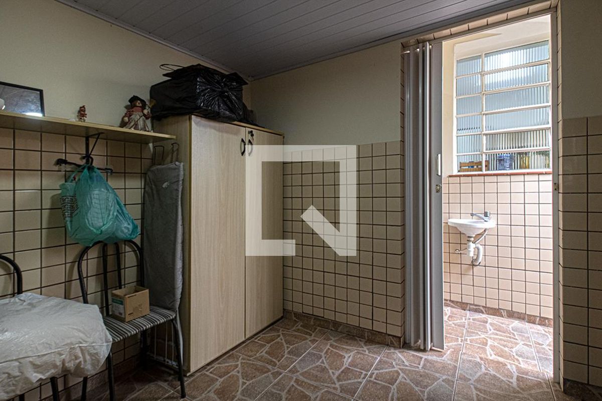 Casa, 4 quartos, 200 m² - Foto 44